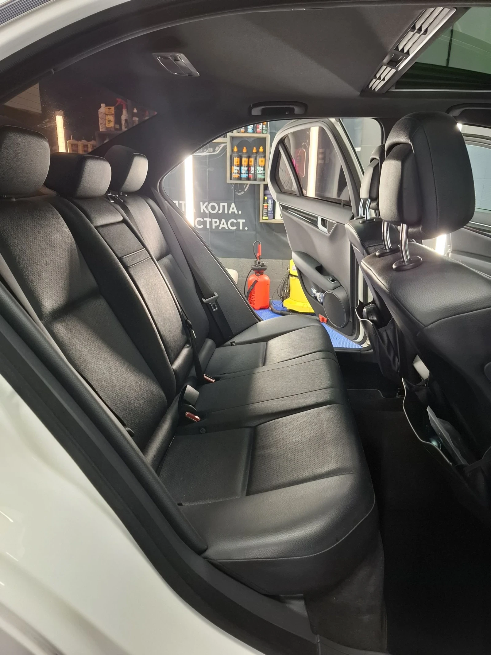 Mercedes-Benz C 300 | Mobile.bg � ����������� 11
