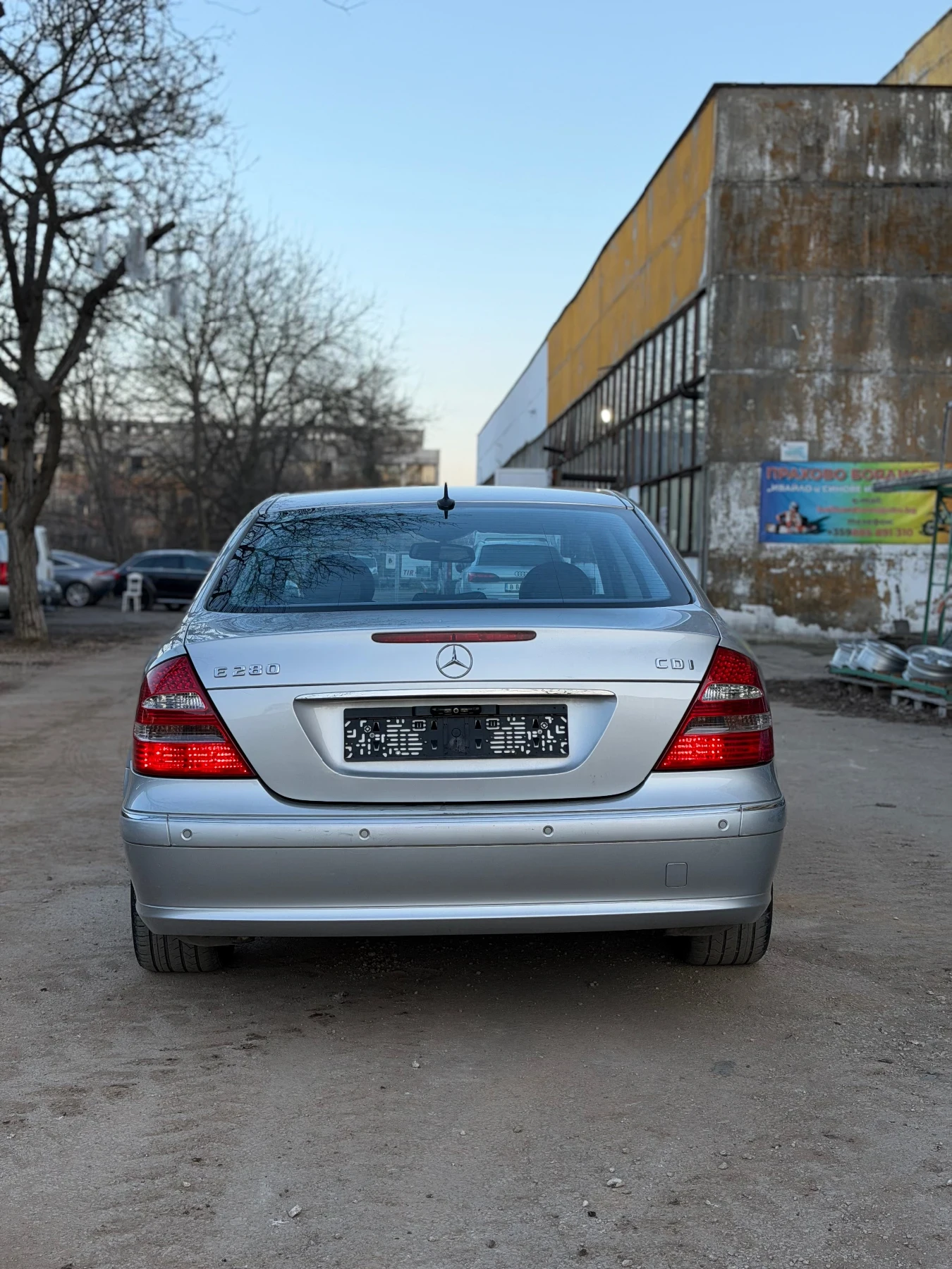 Mercedes-Benz E 280, снимка 8 - Автомобили и джипове - 53803504