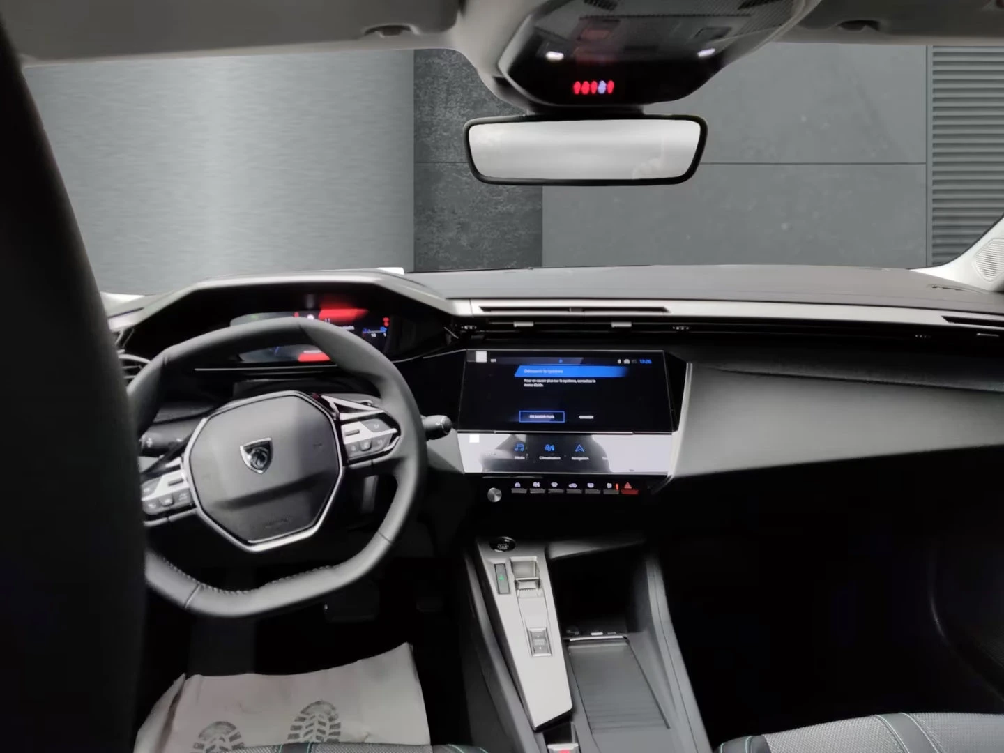 Peugeot 408 e-ALLURE/213HP/NAVI/360/LED/CPLAY/H.PUMP/319q, снимка 7 - Автомобили и джипове - 54597614