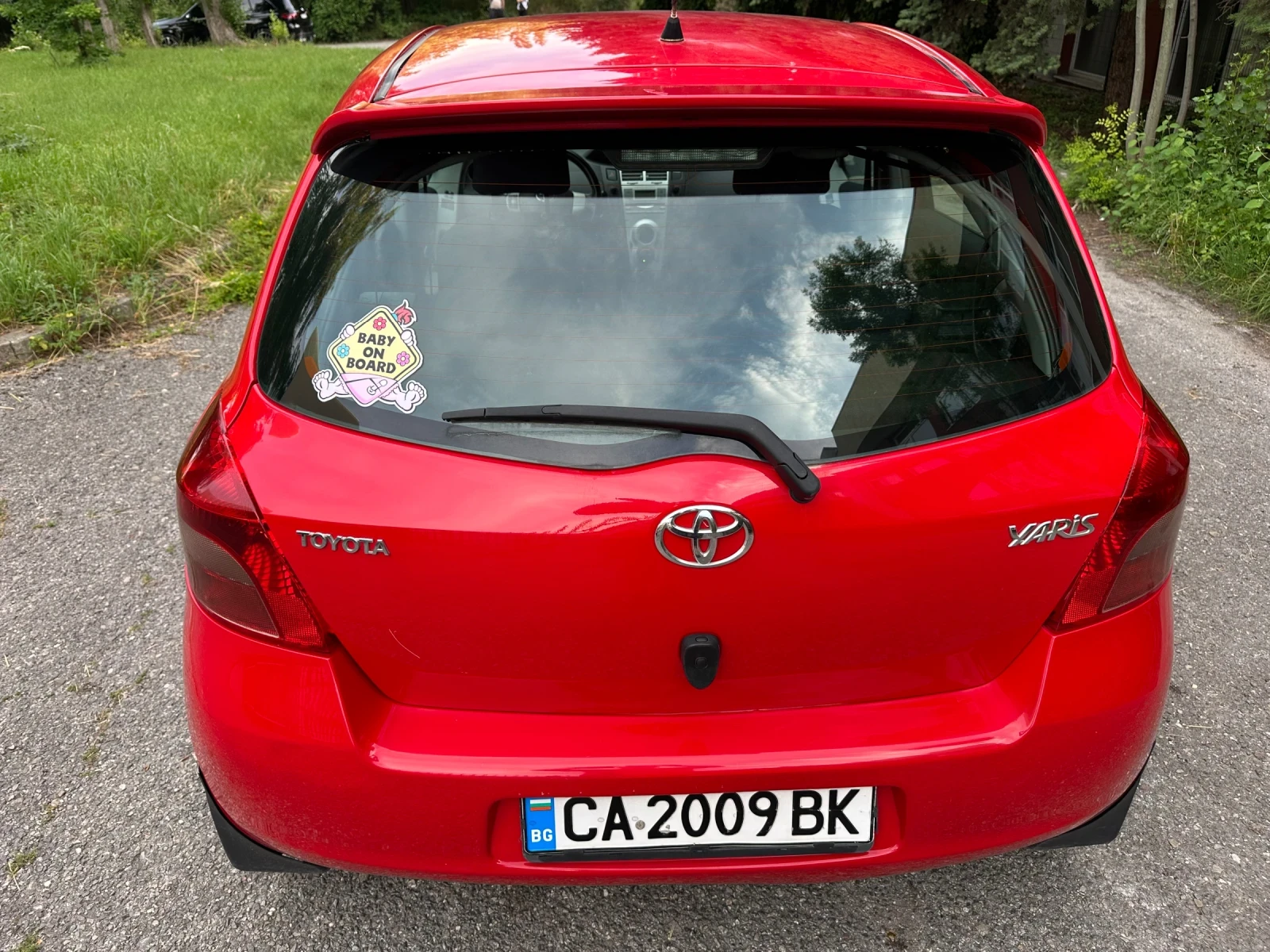 Toyota Yaris 1.3 Автоматик, снимка 3 - Автомобили и джипове - 54983053
