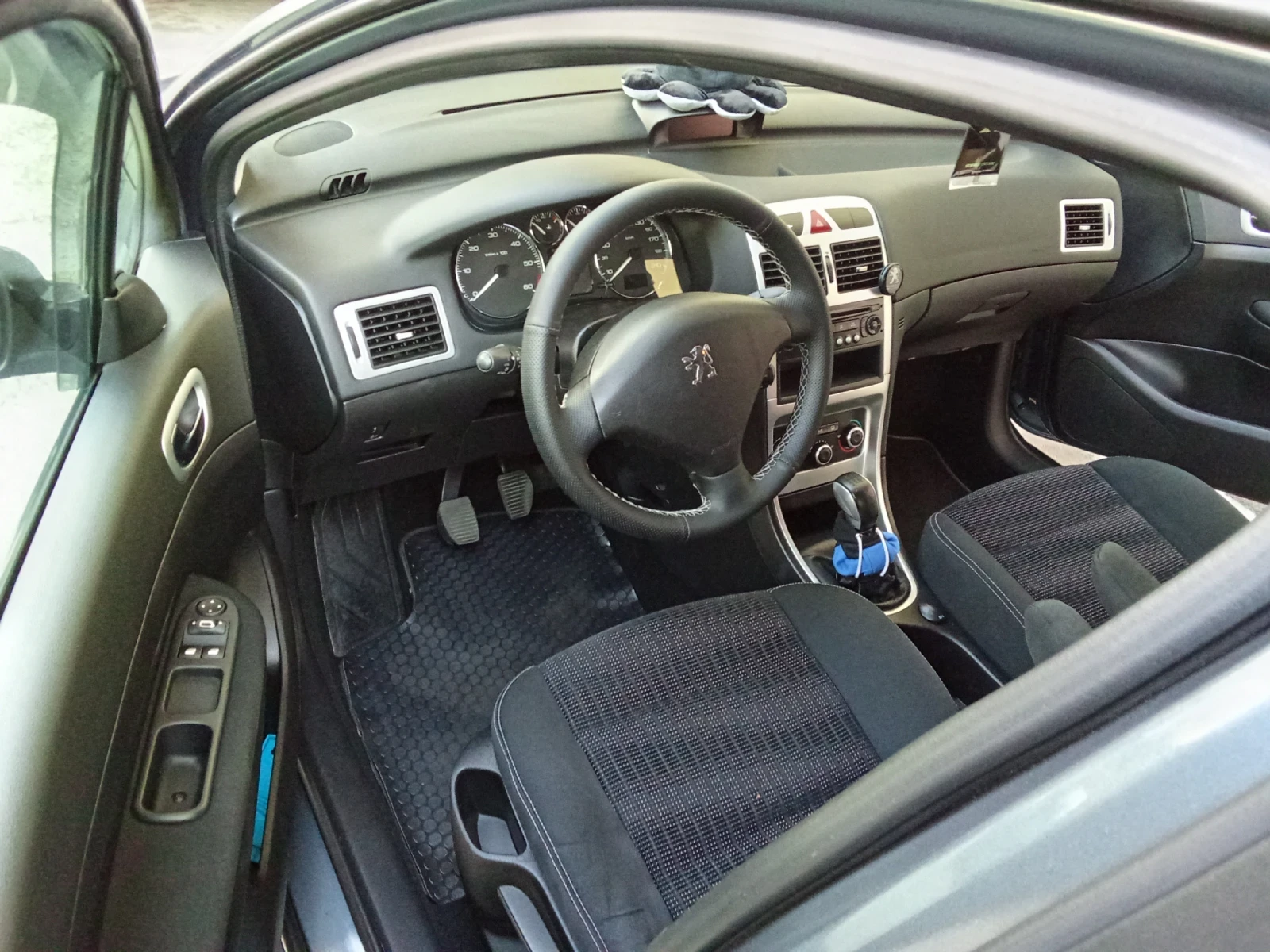 Peugeot 307 1.6 Hdi, снимка 6 - Автомобили и джипове - 55223488