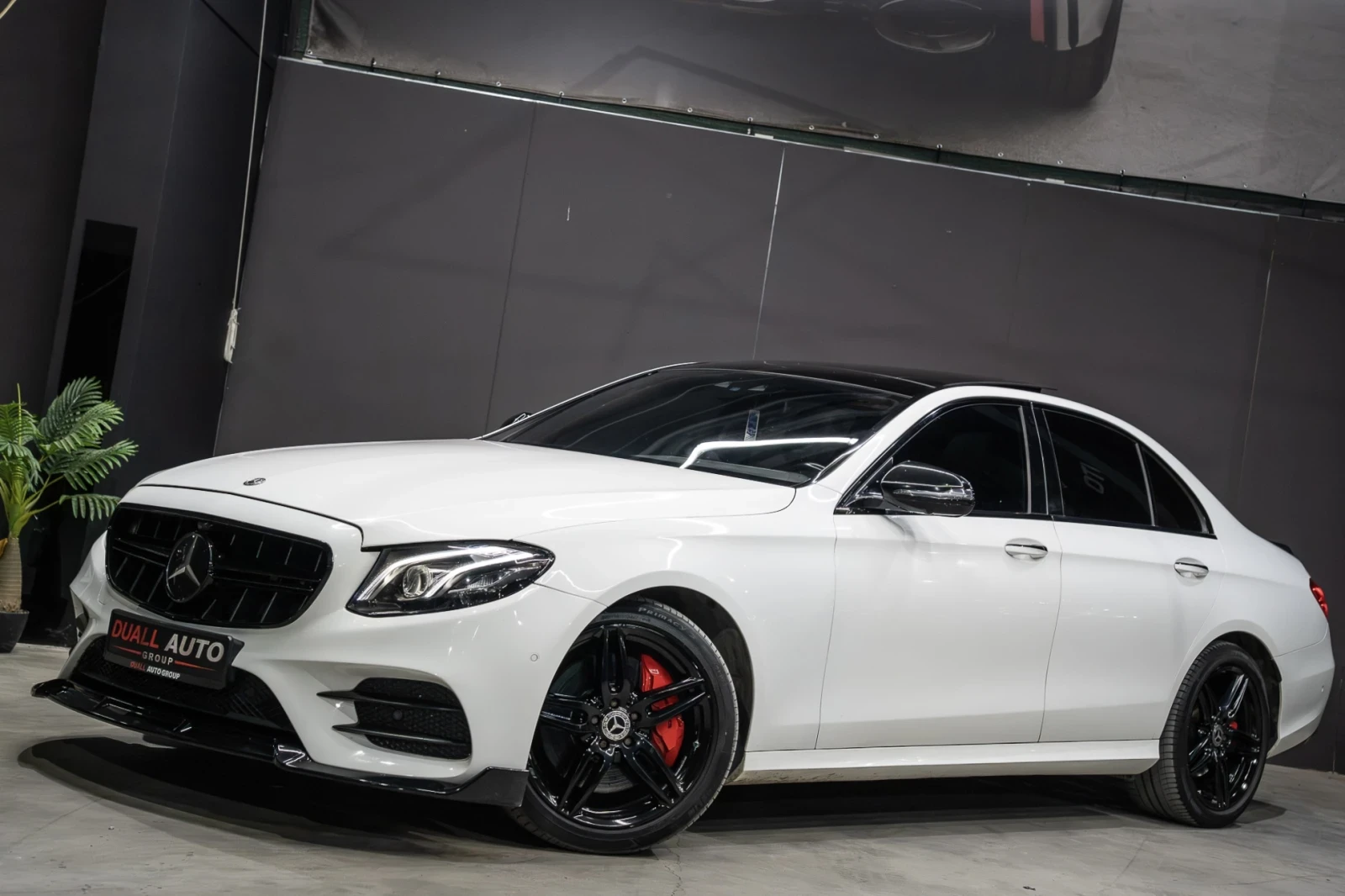Mercedes-Benz E 350 /AMG OPTIK/PANO/HUD/9G/SOFTCLOSE/FULL MAX/