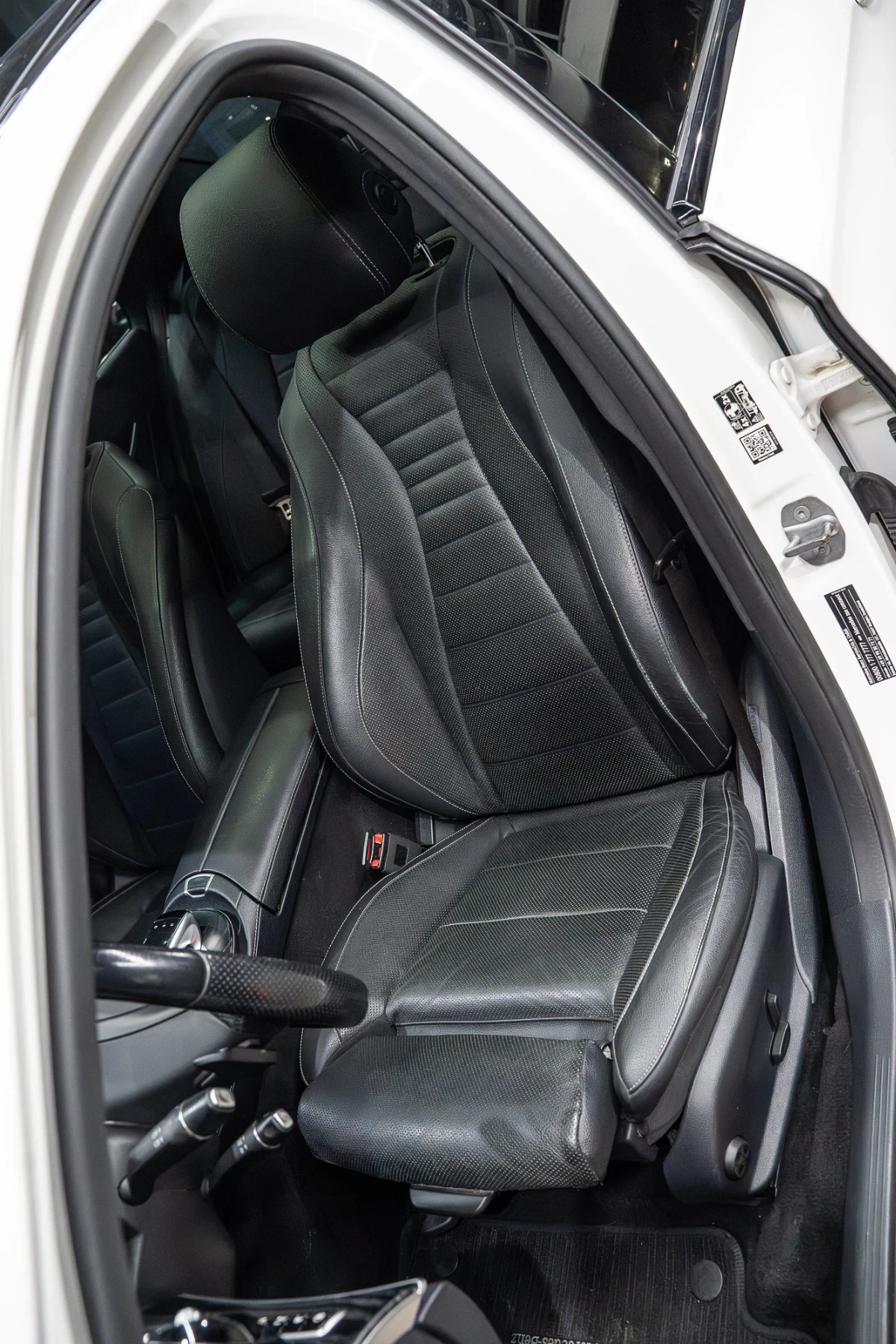 Mercedes-Benz E 350 /AMG OPTIK/PANO/HUD/9G/SOFTCLOSE/FULL MAX/, снимка 7 - Автомобили и джипове - 55565178