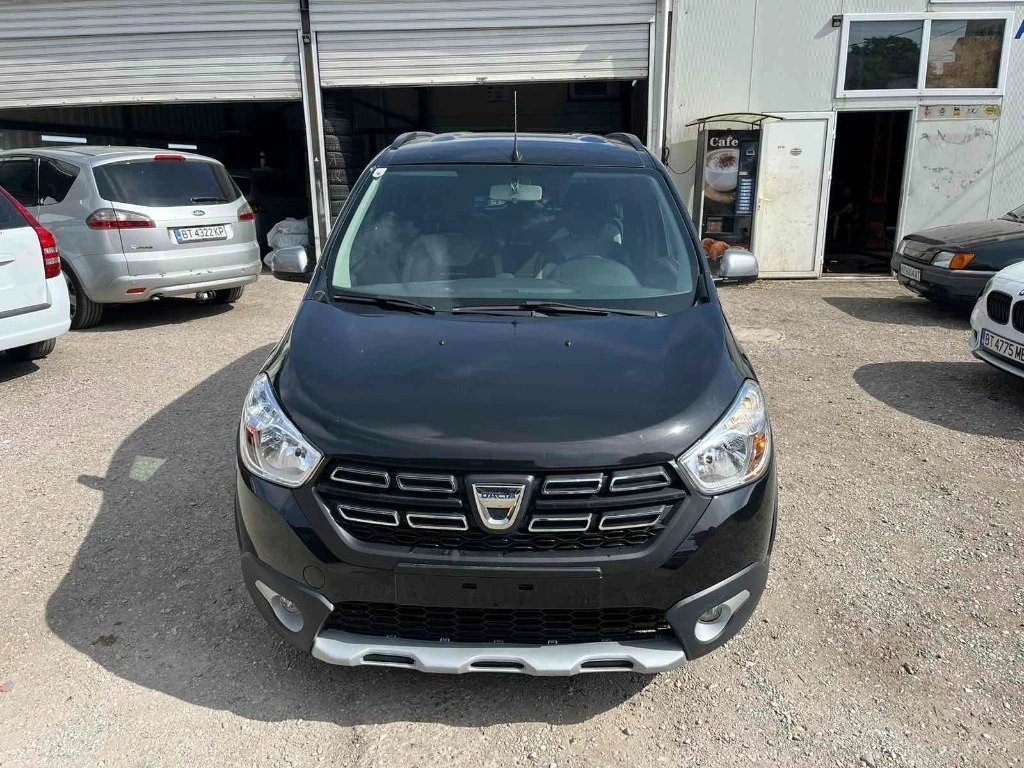 Dacia Lodgy 1.2 Stepway Е-6, снимка 5 - Автомобили и джипове - 55767552