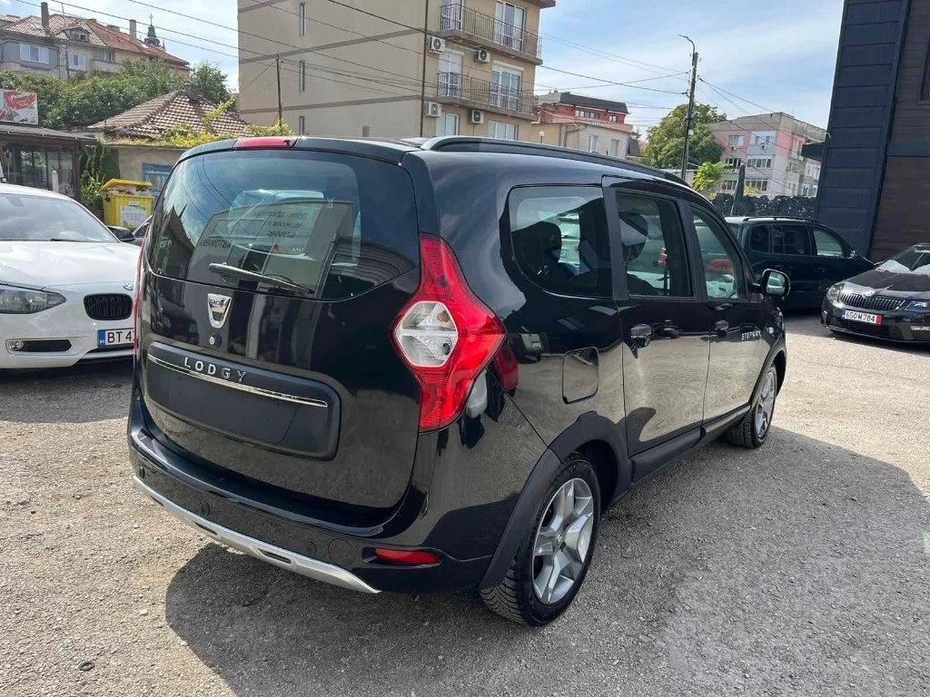 Dacia Lodgy 1.2 Stepway Е-6, снимка 6 - Автомобили и джипове - 55767552