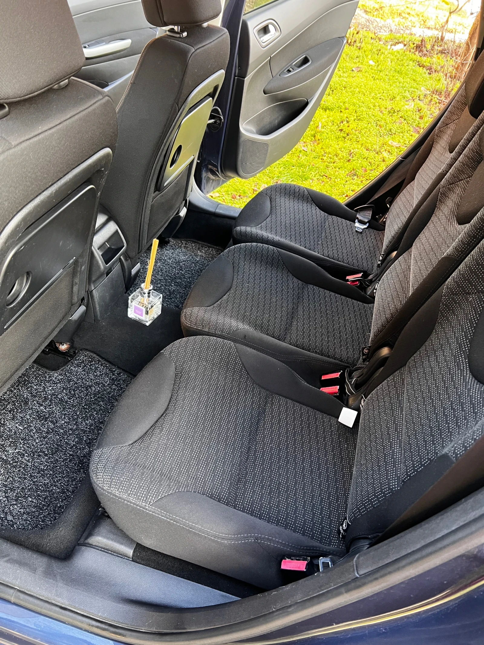 Peugeot 308 1, 6hdi, снимка 9 - Автомобили и джипове - 55800132