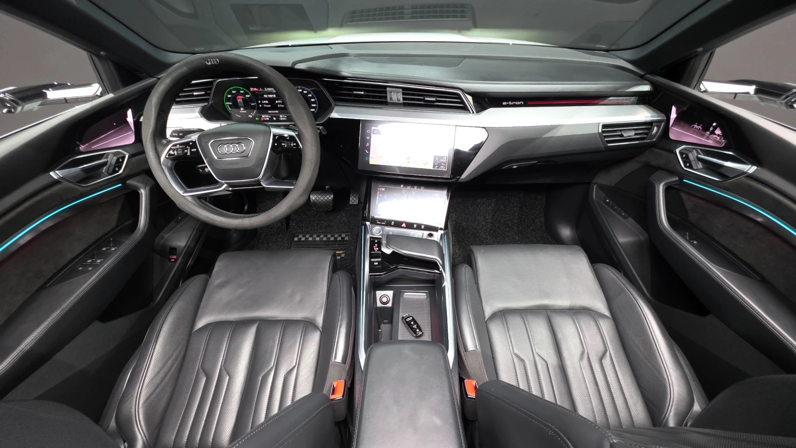 Audi E-Tron 55 Quattro * Крайна Цена* , снимка 14 - Автомобили и джипове - 56636012
