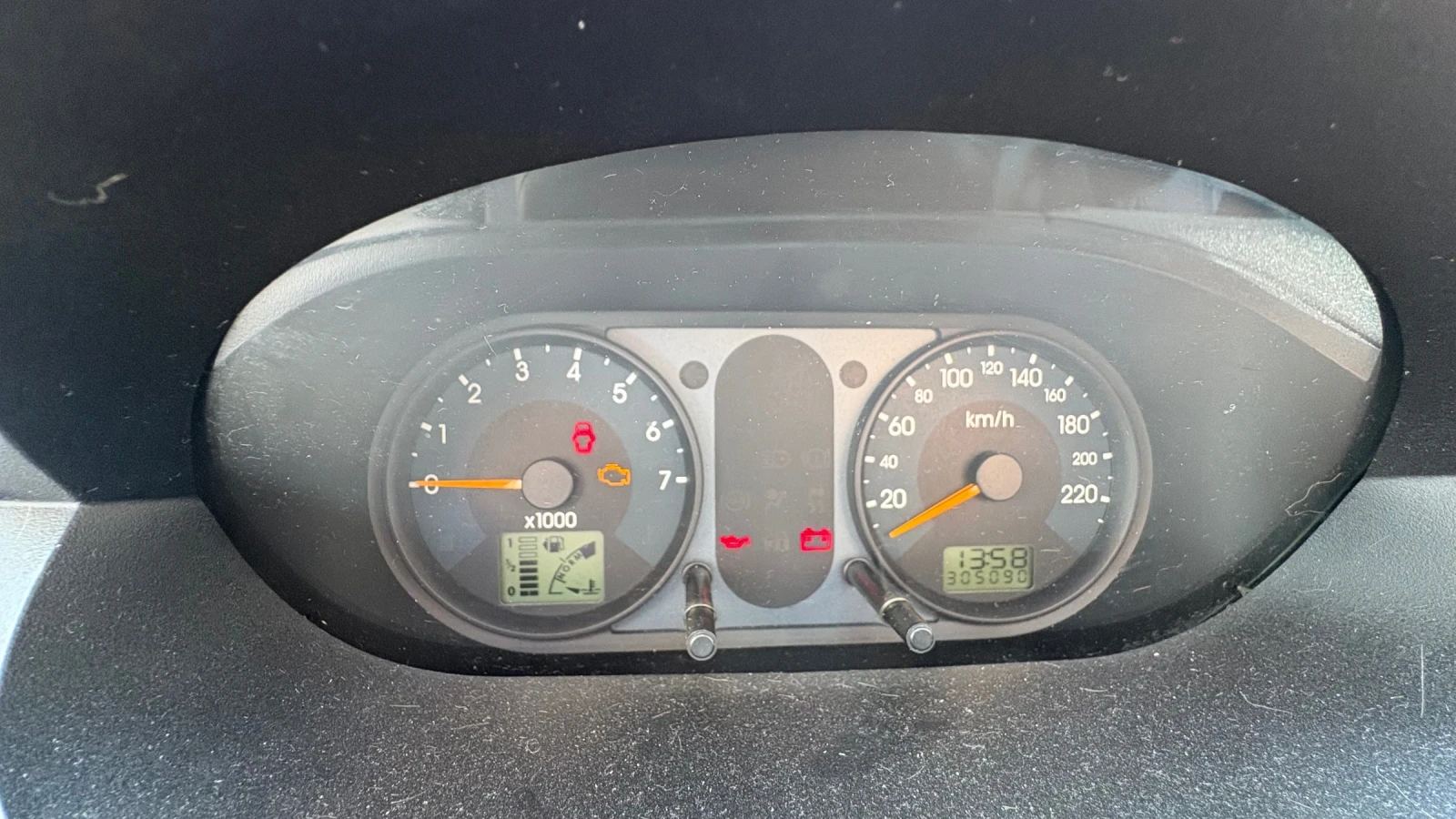 Ford Fiesta, снимка 2 - Автомобили и джипове - 56746500