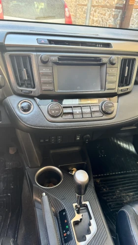 Toyota Rav4 Закупена от Тойота Пловдив, снимка 10