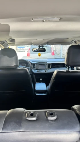 Toyota Rav4 Закупена от Тойота Пловдив, снимка 6