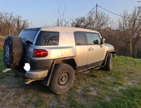 Toyota Fj cruiser - 17500 € / 34227.03 лв. - 15314715 6