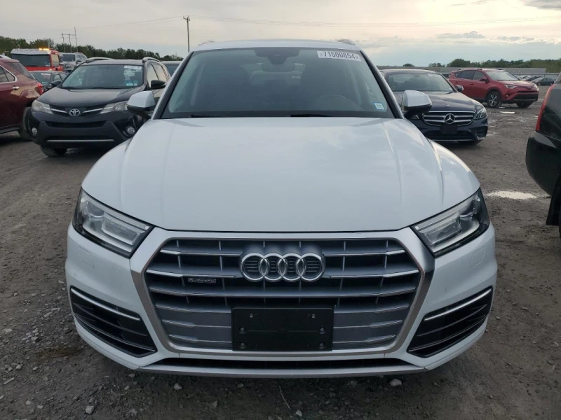 Audi Q5 PREMIUM, снимка 5 - Автомобили и джипове - 47473987