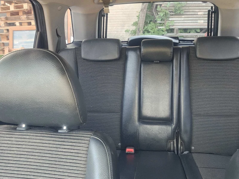 Kia Sportage, снимка 15 - Автомобили и джипове - 52806639