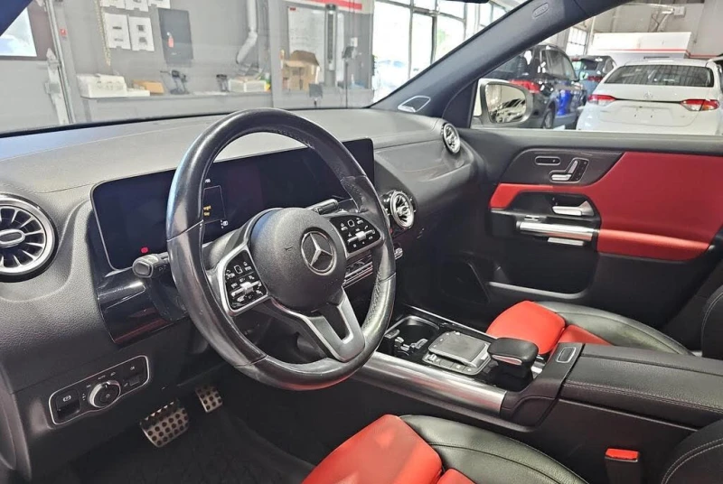 Mercedes-Benz GLA GLA 250 4MATIC * АвтоКредит* (ЦЕНА ДО БГ), снимка 10 - Автомобили и джипове - 52581250