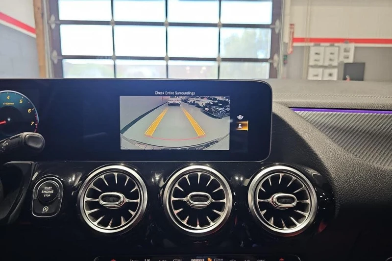 Mercedes-Benz GLA GLA 250 4MATIC * АвтоКредит* (ЦЕНА ДО БГ), снимка 15 - Автомобили и джипове - 52581250