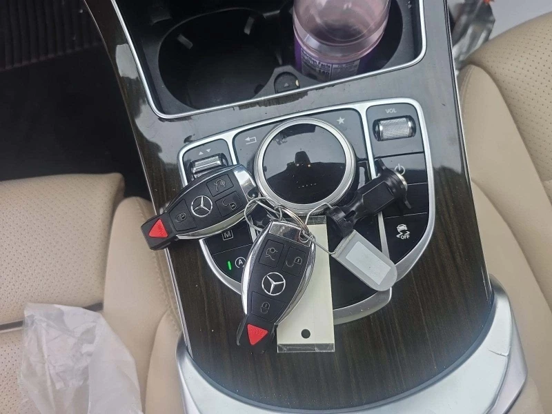 Mercedes-Benz GLC 300, снимка 9 - Автомобили и джипове - 53186998