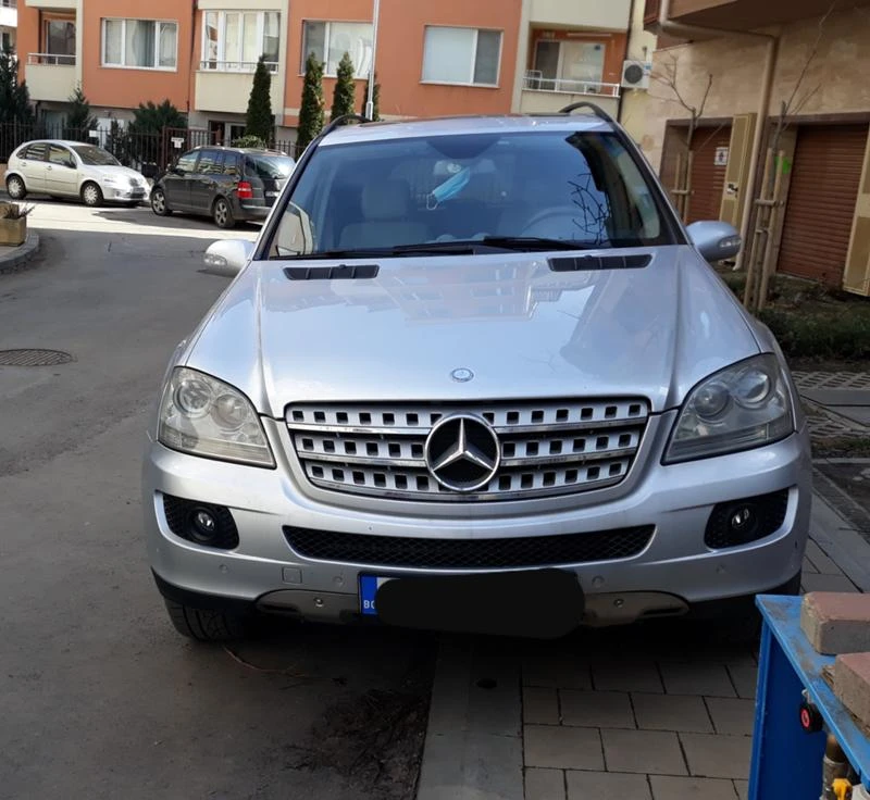 Mercedes-Benz ML 320 CDI, снимка 4 - Автомобили и джипове - 45204039