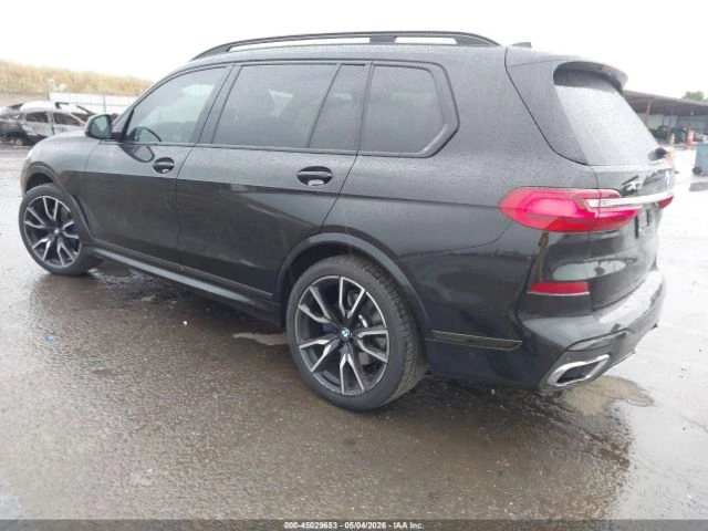 BMW X7 * xDrive40i* M-SPORT* КОЖА* ПОДГРЕВ* ОБДУХВАНЕ* ПА, снимка 3 - Автомобили и джипове - 54881436