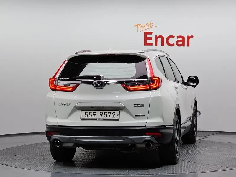 Honda Cr-v 1.5 Touring 4Wd, снимка 4 - Автомобили и джипове - 55887804