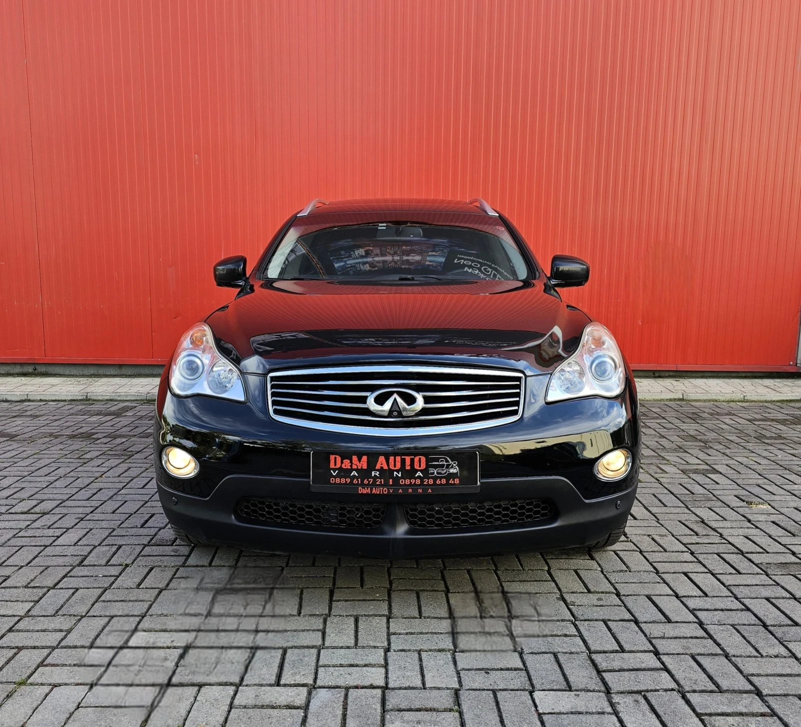 Infiniti QX50 3.7 Бензин Добро състояние - изображение 2