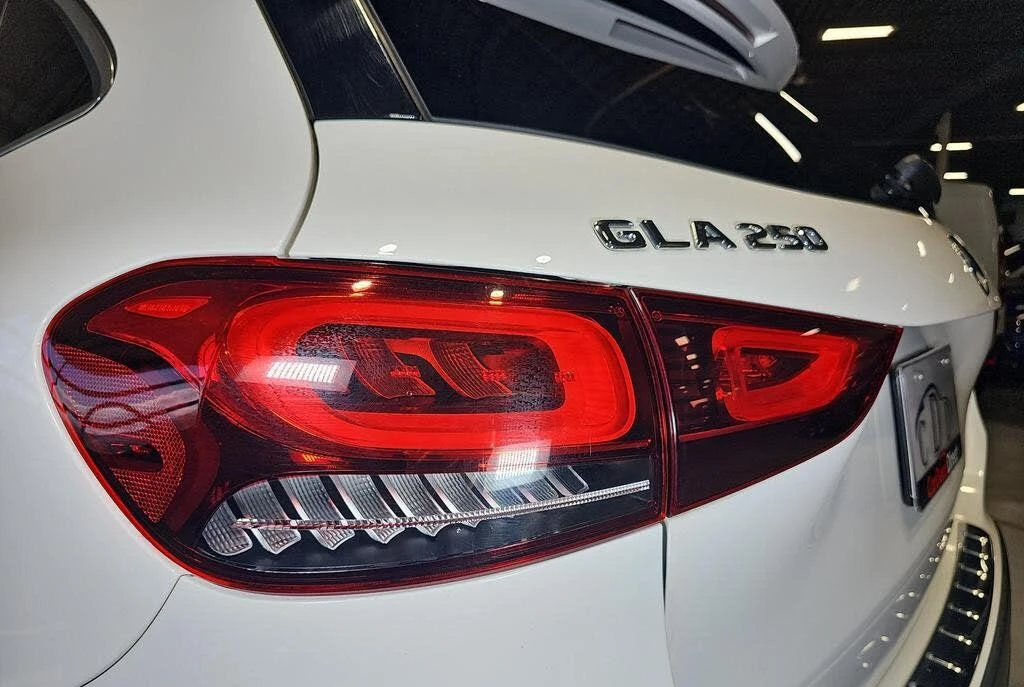 Mercedes-Benz GLA GLA 250 4MATIC * АвтоКредит* (ЦЕНА ДО БГ) - изображение 8