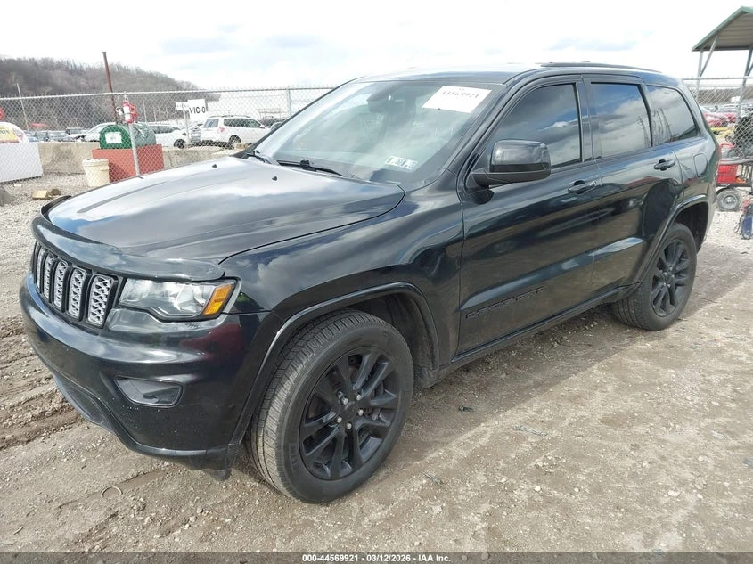 Jeep Grand cherokee 3.6l Altitude 4X4, снимка 2 - Автомобили и джипове - 54072141
