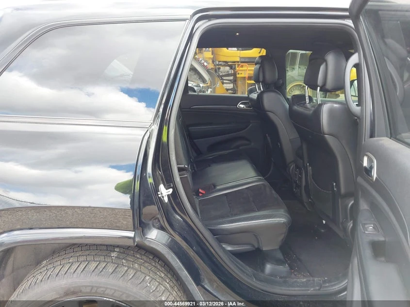 Jeep Grand cherokee 3.6l Altitude 4X4, снимка 8 - Автомобили и джипове - 54072141