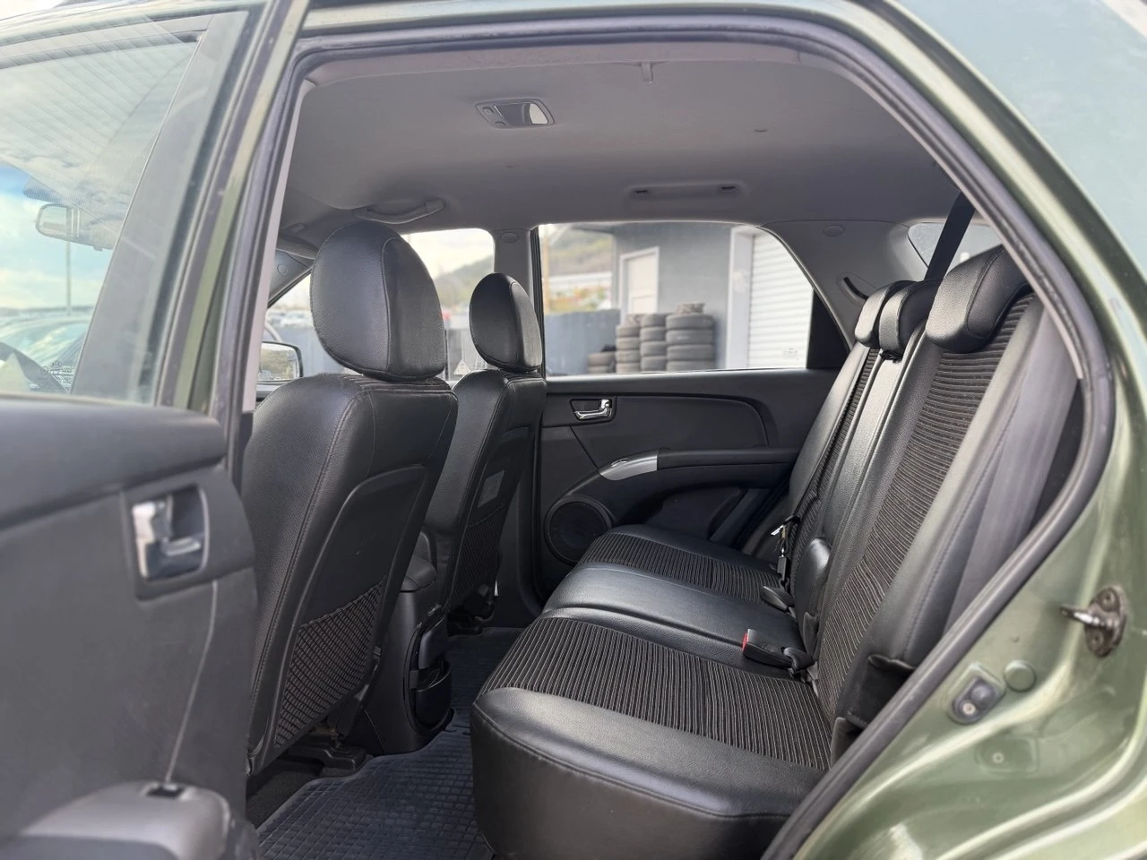 Kia Sportage 2.0 CRDi 4x4, снимка 11 - Автомобили и джипове - 54151933