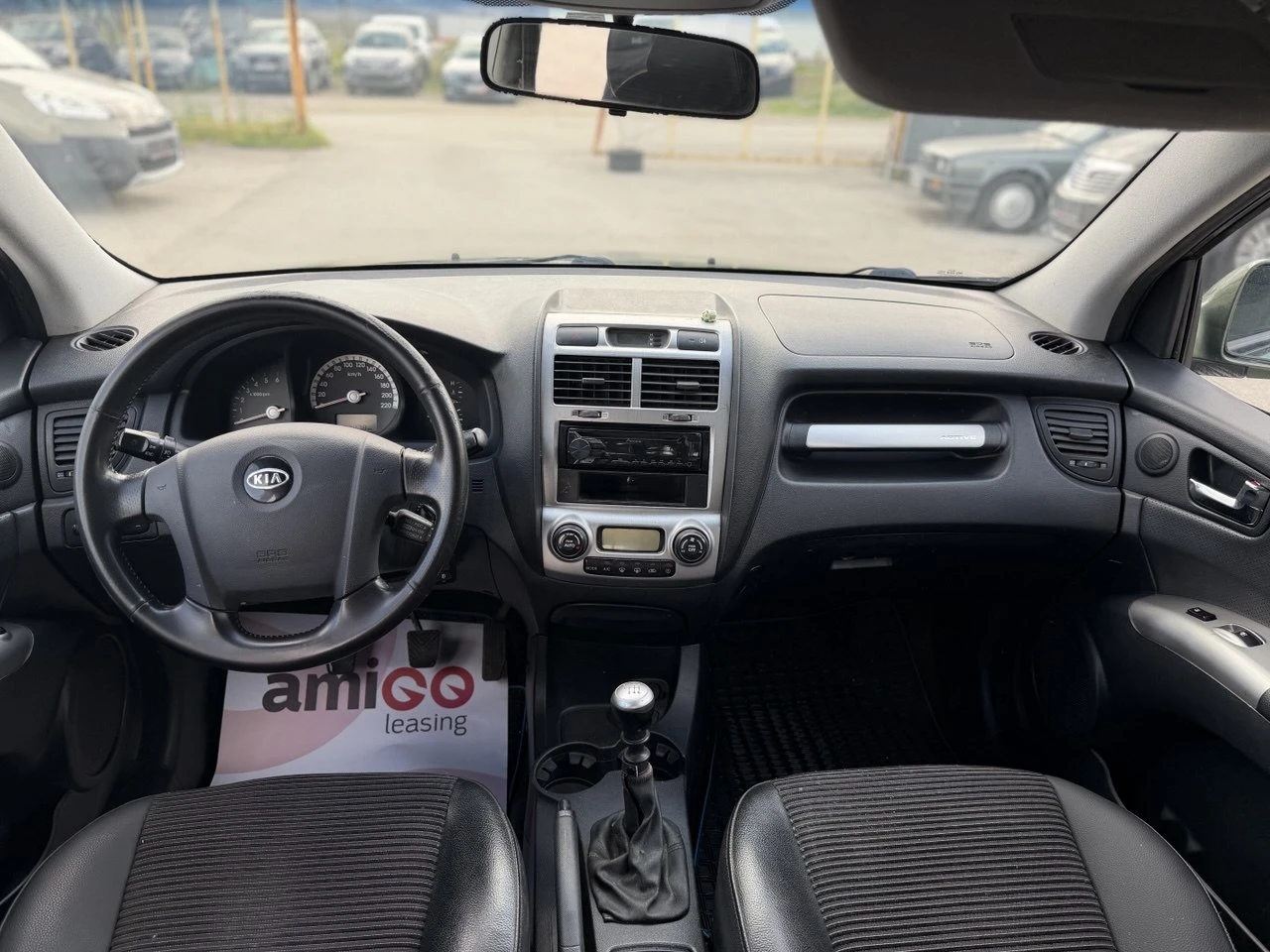 Kia Sportage 2.0 CRDi 4x4, снимка 13 - Автомобили и джипове - 54151933