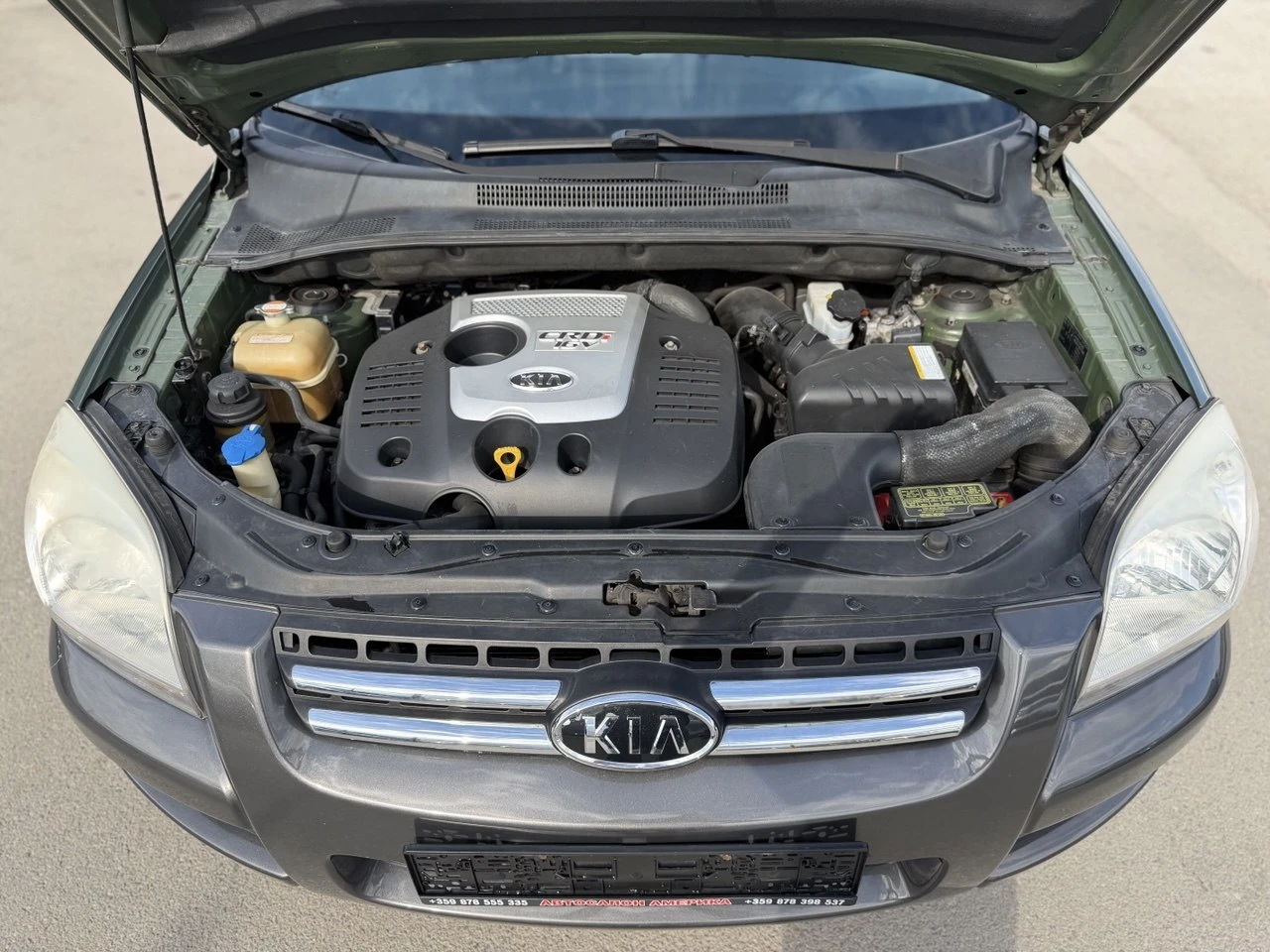 Kia Sportage 2.0 CRDi 4x4, снимка 17 - Автомобили и джипове - 54151933