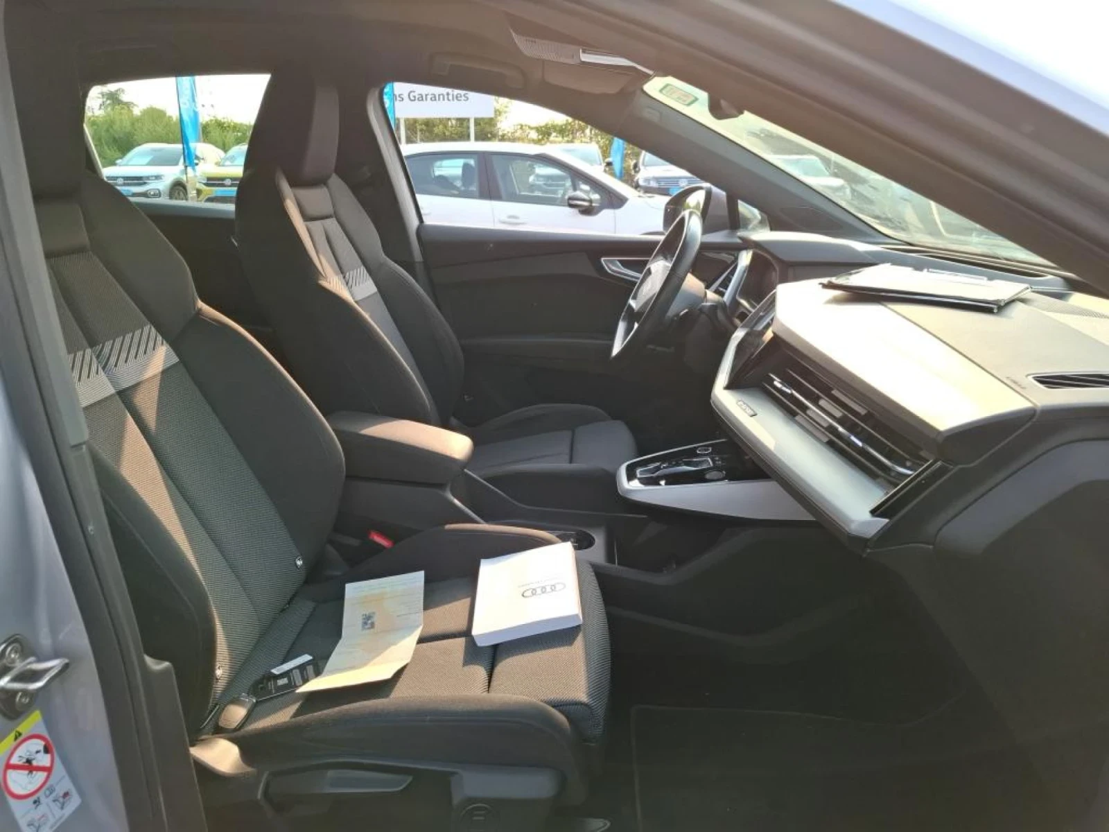 Audi Q4 E-tron Sportback 35, снимка 5 - Автомобили и джипове - 54227110