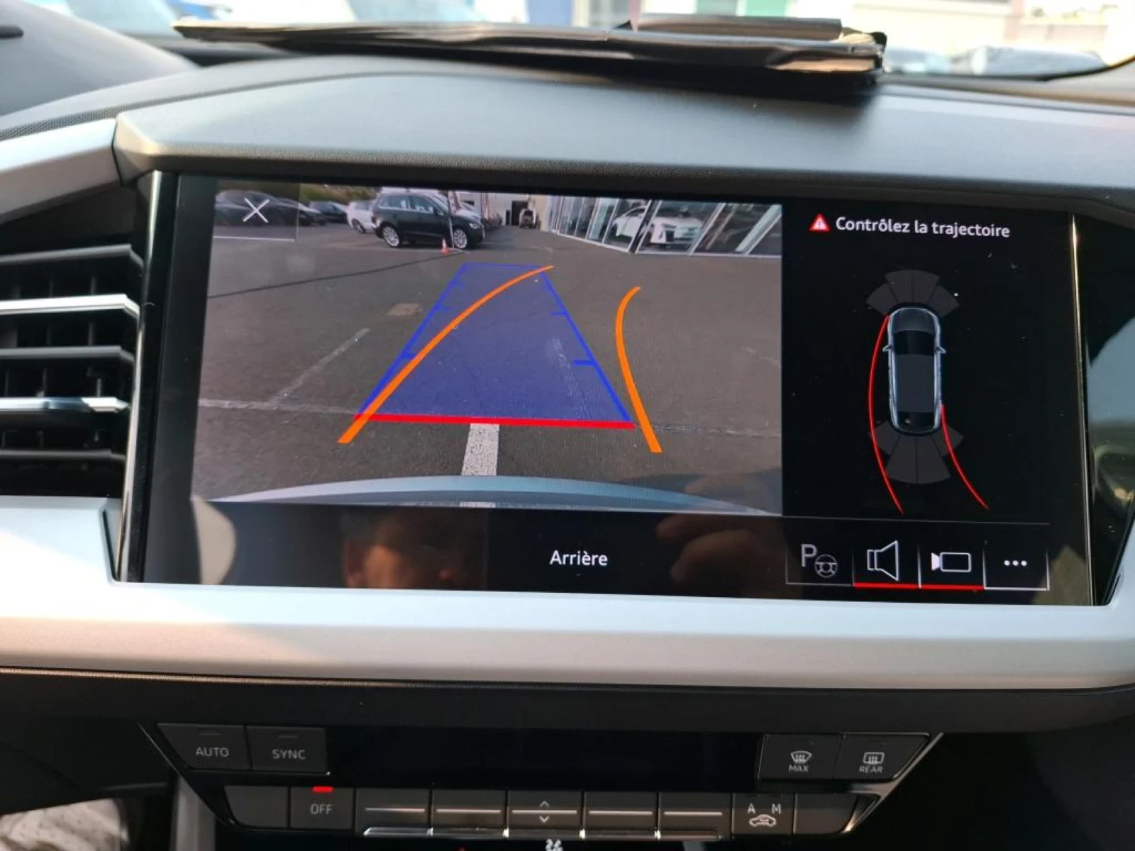 Audi Q4 E-tron Sportback 35, снимка 8 - Автомобили и джипове - 54227110