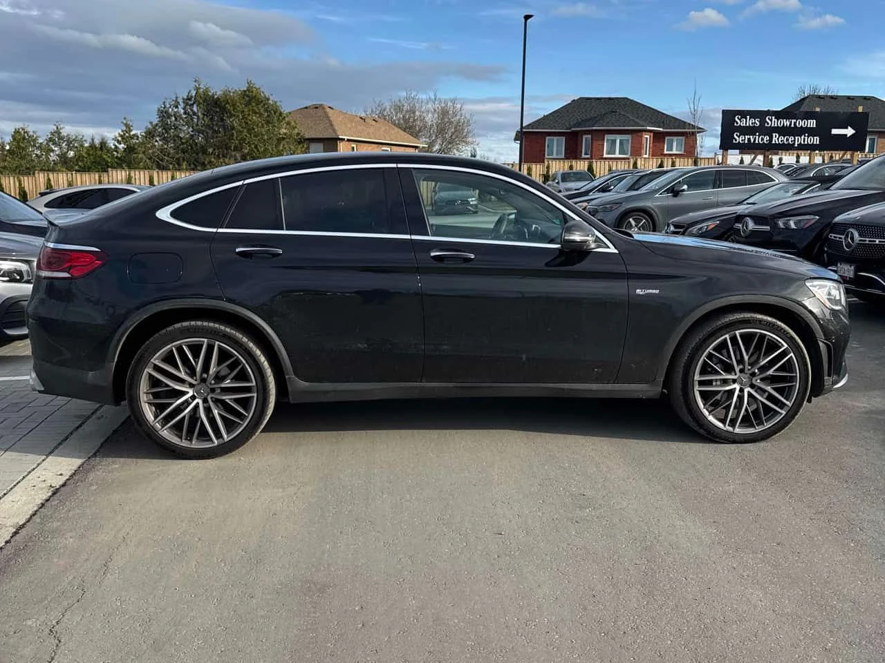Mercedes-Benz GLC 43 AMG ДИСТРОНИК * 360 * PANO * ПОДГРЕВИ * CARFAX, снимка 3 - Автомобили и джипове - 54480203