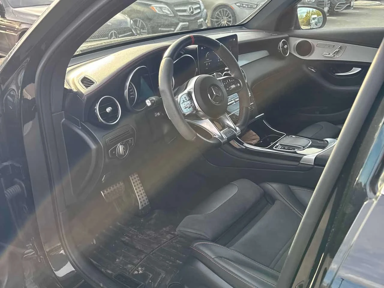 Mercedes-Benz GLC 43 AMG ДИСТРОНИК * 360 * PANO * ПОДГРЕВИ * CARFAX, снимка 14 - Автомобили и джипове - 54480203