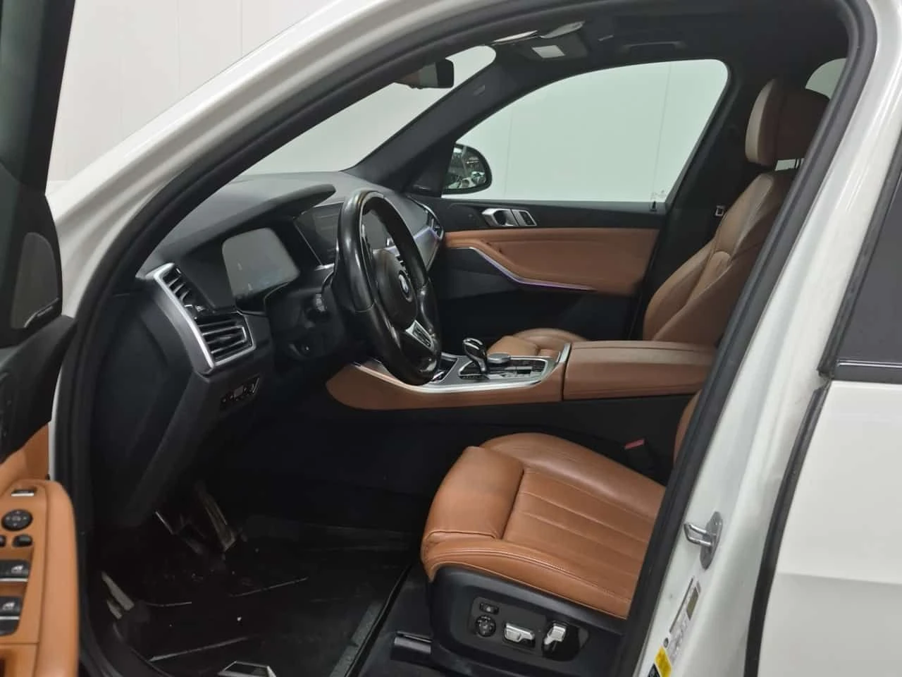 BMW X5 M-pkg* HUD* Harman/Kardon* 360* CarPlay, снимка 5 - Автомобили и джипове - 54611834