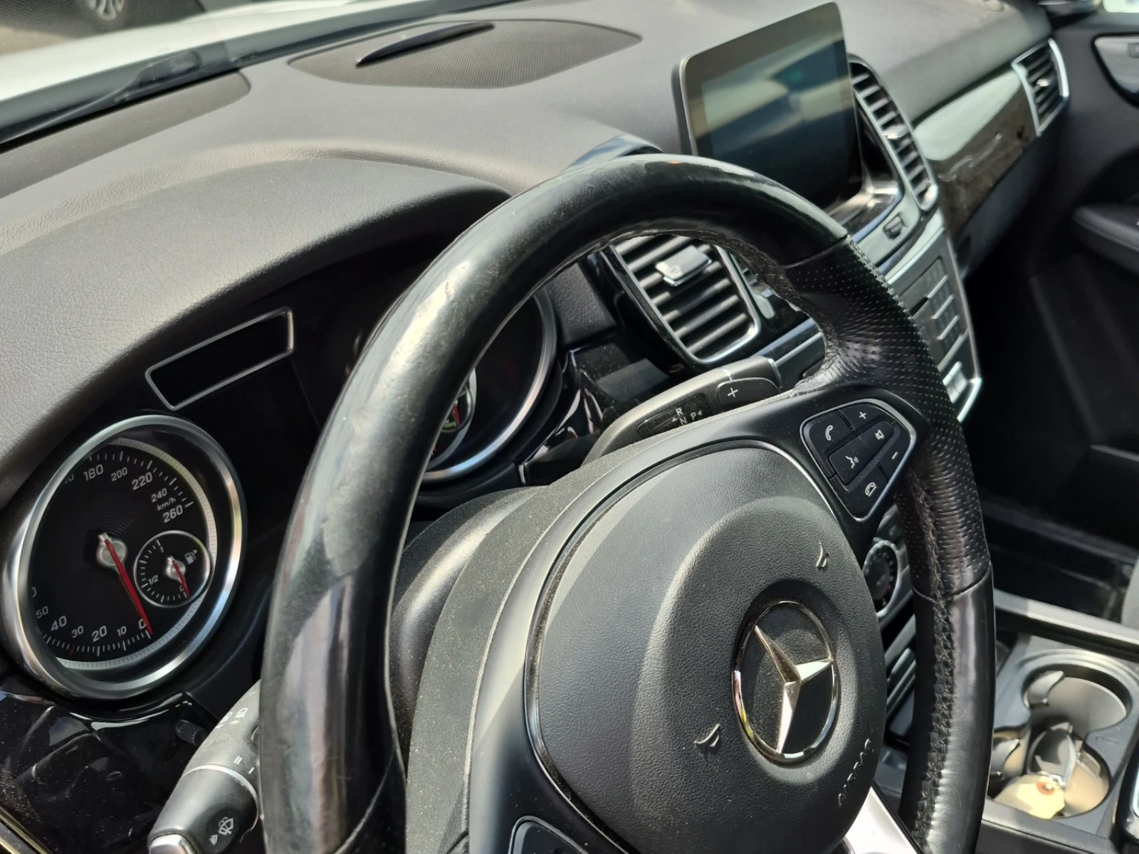 Mercedes-Benz GLE 550E 4MATIC, снимка 12 - Автомобили и джипове - 54992443