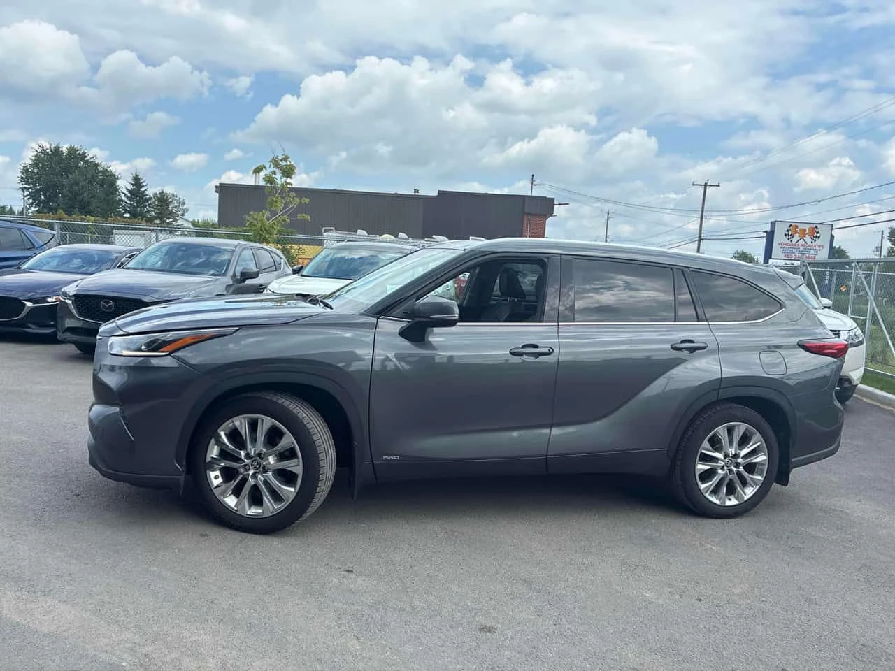 Toyota Highlander Hybrid Limited | CARFAX | АВТОКРЕДИТ , снимка 3 - Автомобили и джипове - 55505416