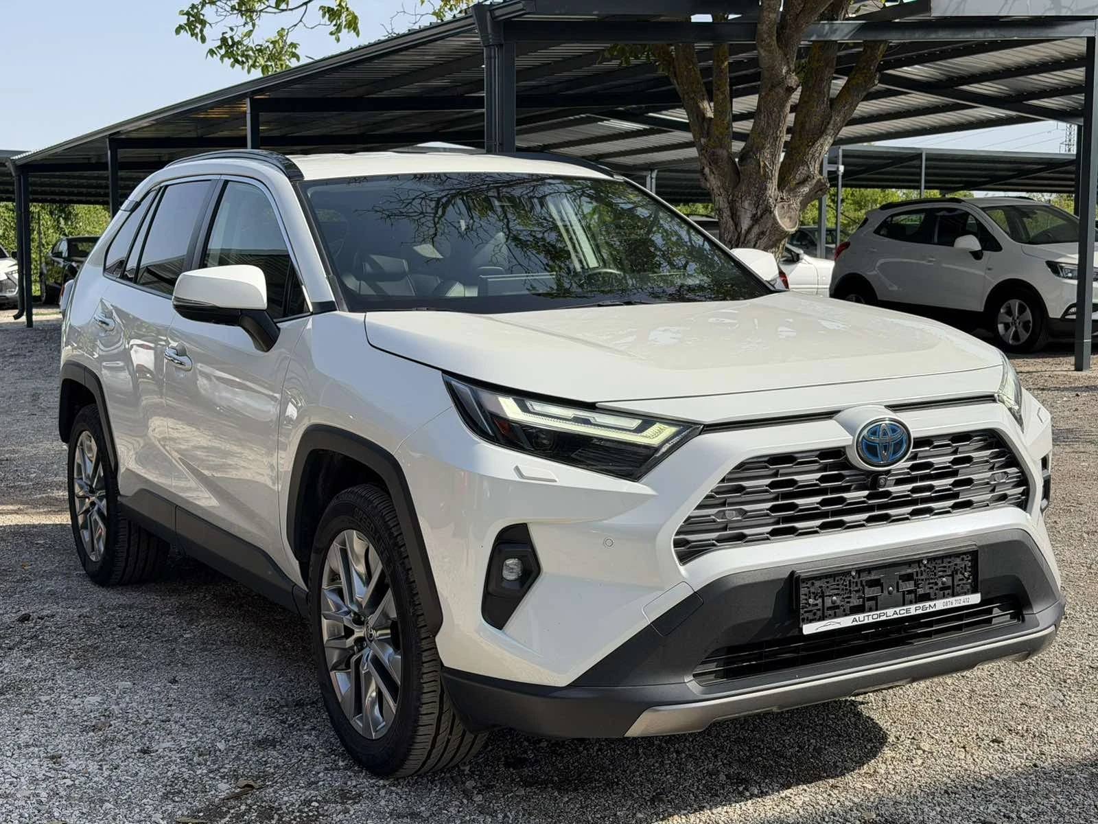 Toyota Rav4 /Facelift/4x4/Executive/360Camera/В гаранция , снимка 3 - Автомобили и джипове - 55839234