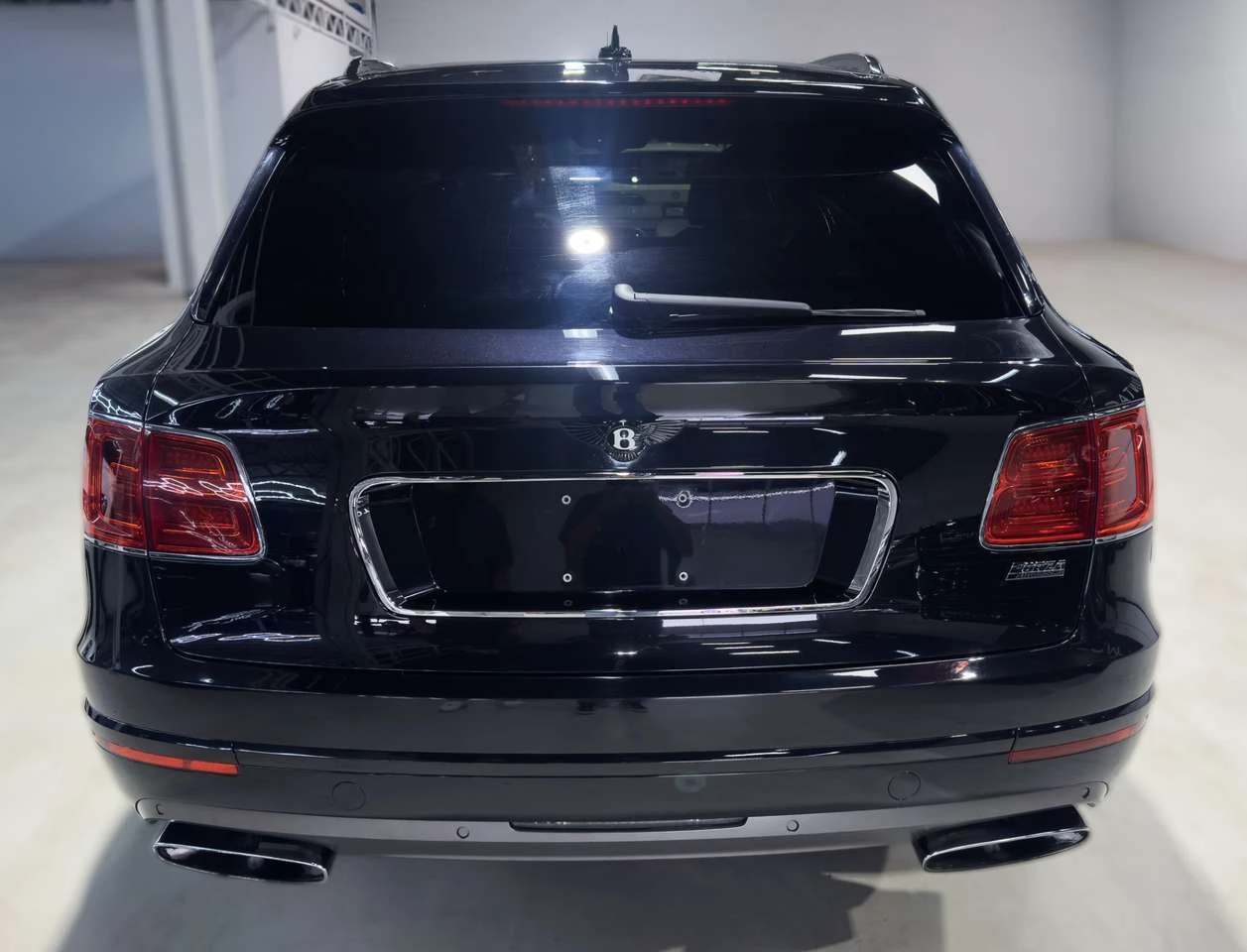 Bentley Bentayga W12 AWD, снимка 6 - Автомобили и джипове - 56434657