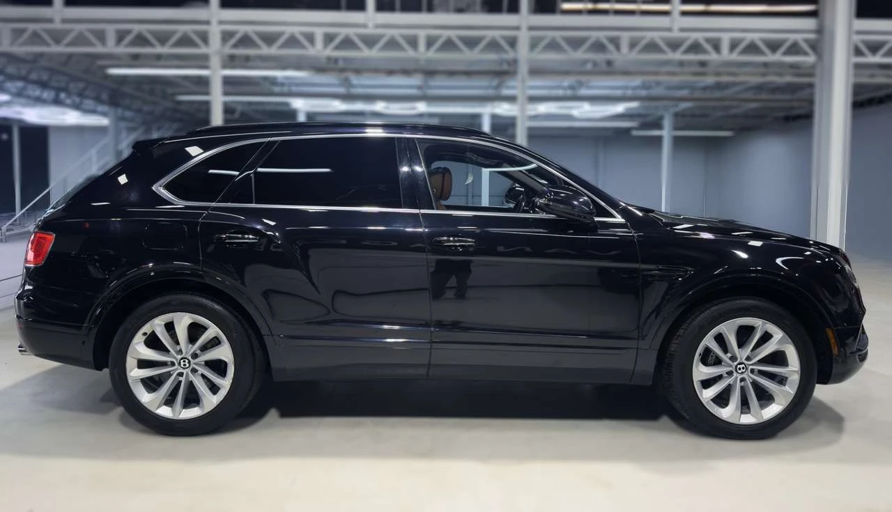 Bentley Bentayga W12 AWD, снимка 4 - Автомобили и джипове - 56434657