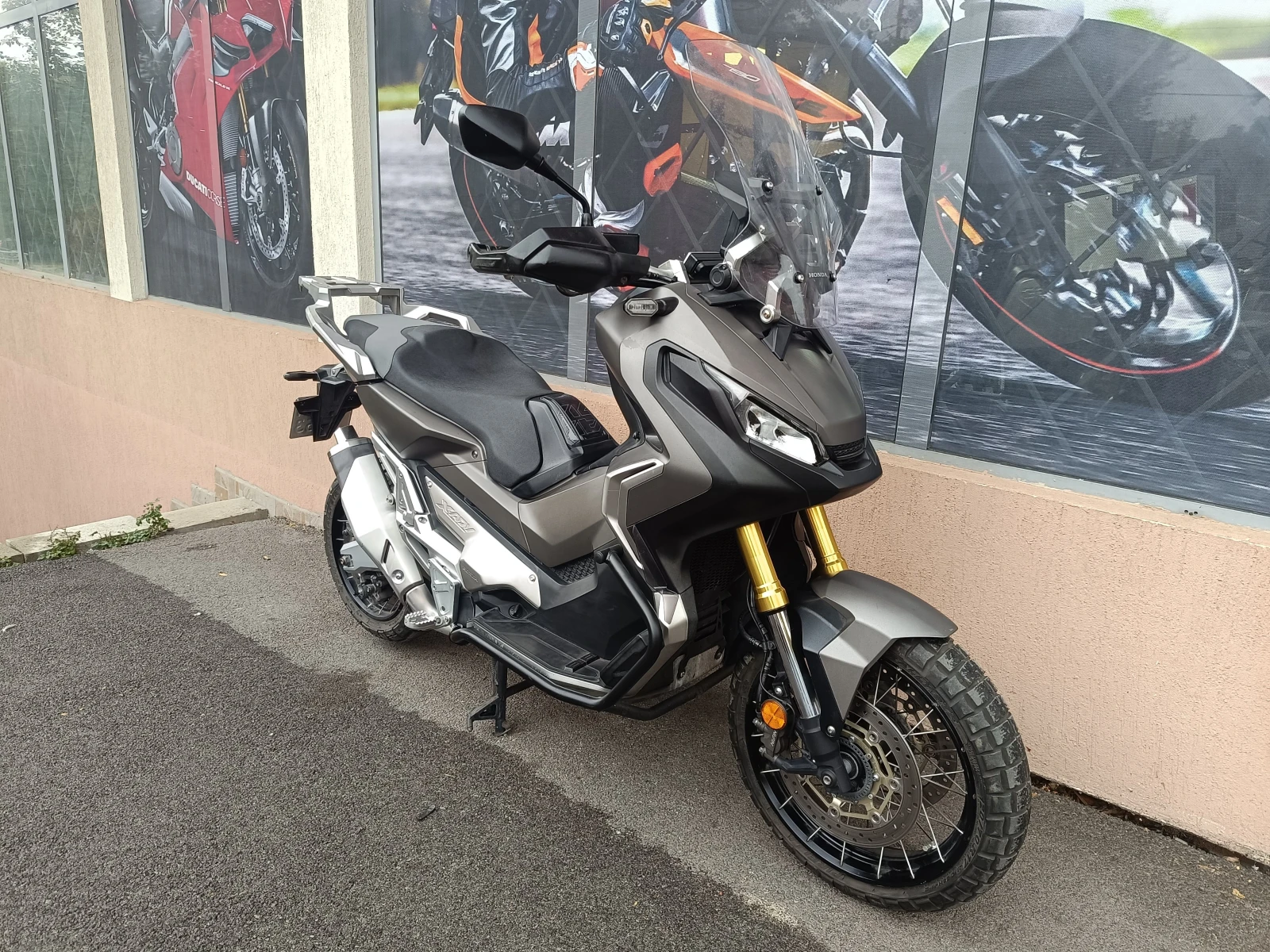 Honda X-ADV, снимка 2 - Мотоциклети и мототехника - 56479431
