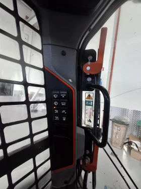 Мини челни товарачи Bobcat Т66 | Auto.bg — изображение 3