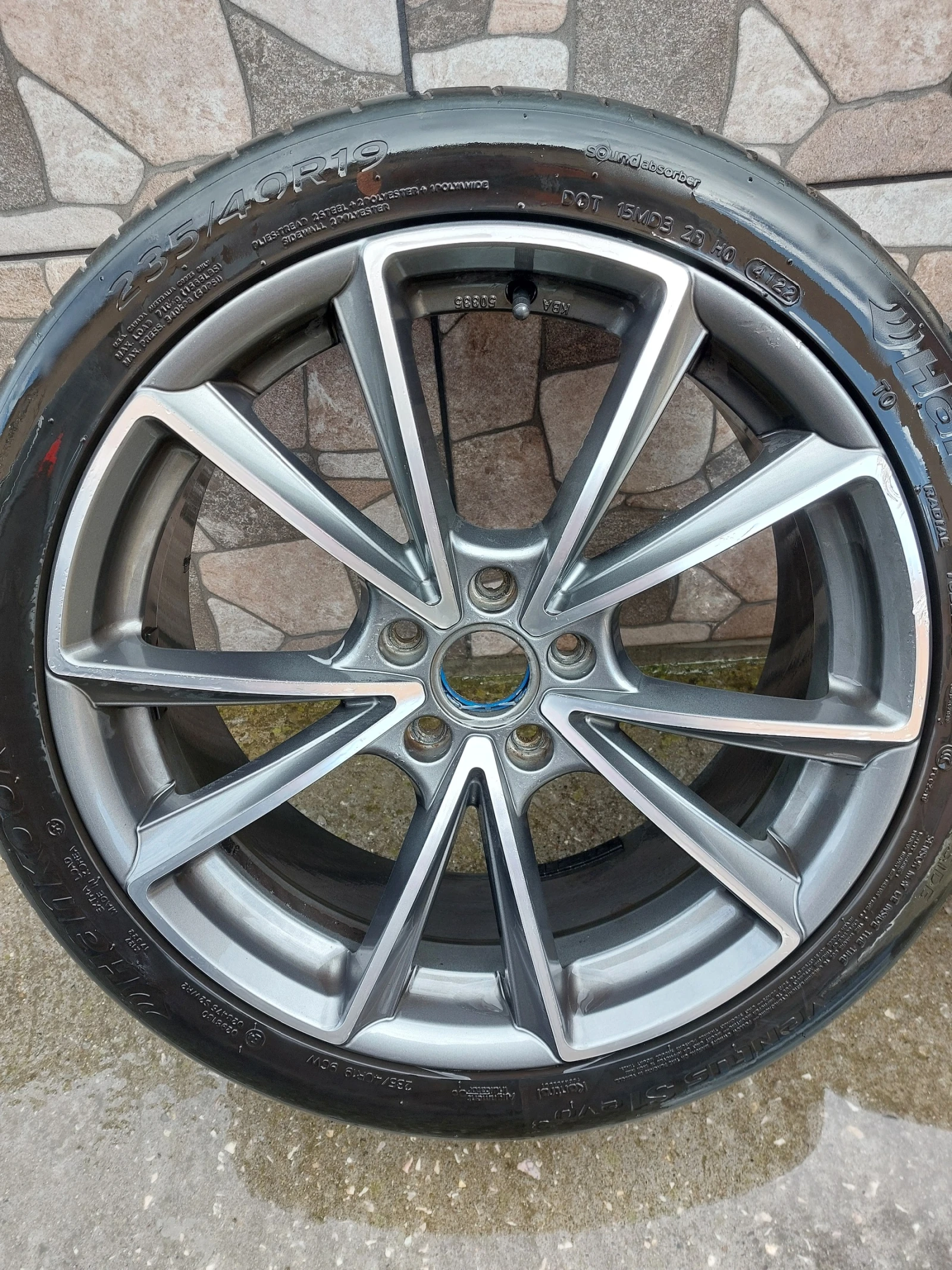 ���� � ������ 235/40R19 | Mobile.bg � ����������� 4