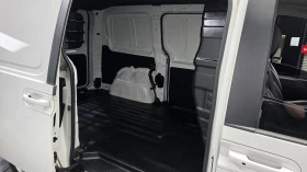 Hyundai Staria Modern* BLIND SPOT* ПОДГРЕВ ВОЛАН* КРАЙНА ЦЕНА, снимка 12