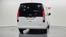 Hyundai Staria Modern* BLIND SPOT* ПОДГРЕВ ВОЛАН* КРАЙНА ЦЕНА, снимка 4