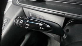 Hyundai Staria Modern* BLIND SPOT* ПОДГРЕВ ВОЛАН* КРАЙНА ЦЕНА, снимка 17