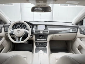 Mercedes-Benz CLS 350 AMG / SHADOW LINE / ALL BLACK EDITION / 3xTV, снимка 13