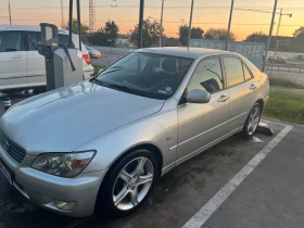 Lexus IS 200