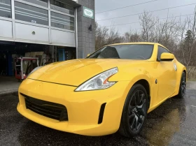     Nissan 370Z  * * 