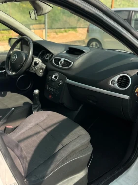 Renault Clio 1.5dci ПАНОРАМА  - 2200 € / 4302.83 лв. - 42948728 9